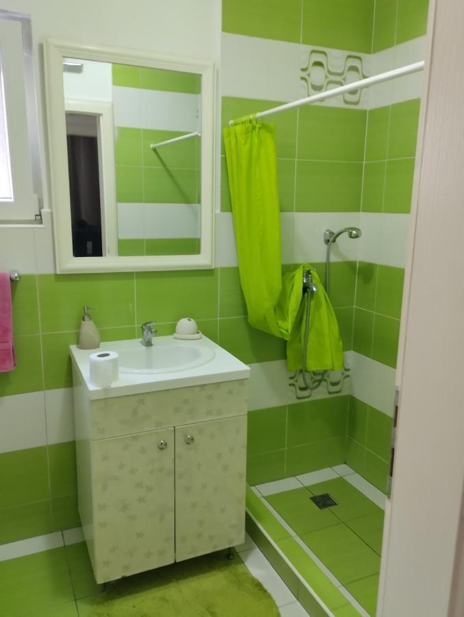 Apartman All Seasons Hotonj Buitenkant foto